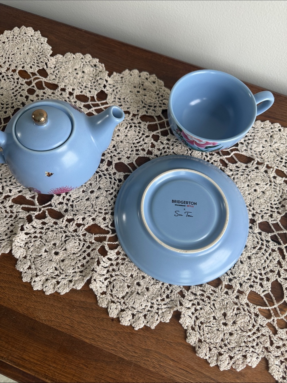 Bridgerton x Sue Tsai Teapot for One Tea Set‎ Blue Floral Hummingbird - Picture 6 of 8